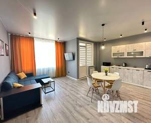 2-к квартира, посуточно, 50м2, 1/1 этаж