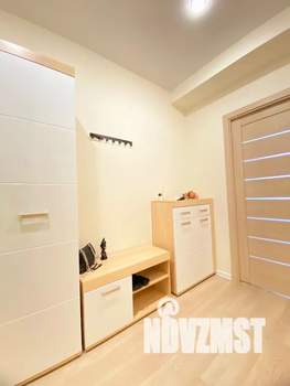 Студия квартира, посуточно, 35м2, 8/18 этаж