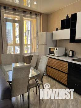 1-к квартира, посуточно, 30м2, 9/16 этаж