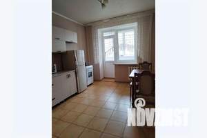 1-к квартира, посуточно, 38м2, 7/14 этаж