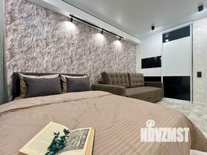 1-к квартира, посуточно, 40м2, 15/18 этаж