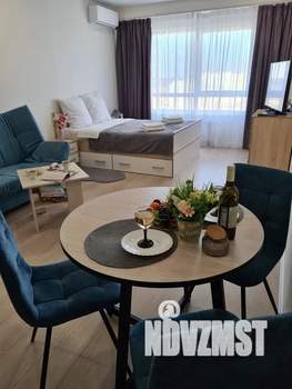 Студия квартира, посуточно, 33м2, 17/17 этаж