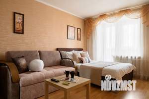 2-к квартира, посуточно, 80м2, 3/12 этаж