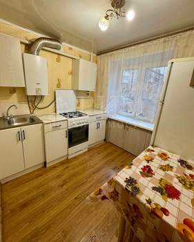 2-к квартира, на длительный срок, 45м2, 1/5 этаж