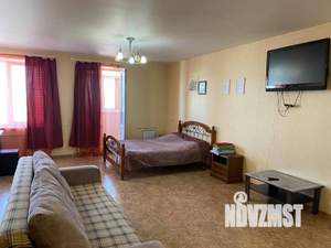 1-к квартира, посуточно, 50м2, 1/1 этаж