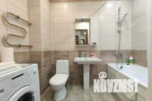 1-к квартира, посуточно, 40м2, 2/10 этаж