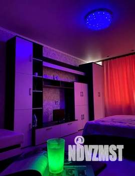 1-к квартира, посуточно, 38м2, 3/9 этаж