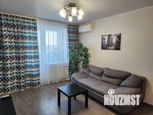 Студия квартира, посуточно, 35м2, 8/9 этаж