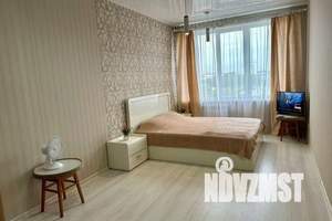 1-к квартира, посуточно, 43м2, 1/9 этаж