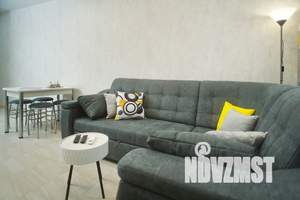 2-к квартира, посуточно, 38м2, 3/16 этаж