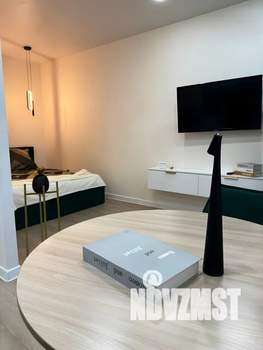 Студия квартира, посуточно, 30м2, 17/18 этаж