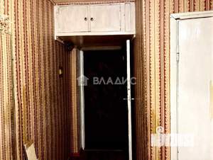 2-к квартира, вторичка, 46м2, 1/5 этаж