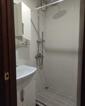 2-к квартира, вторичка, 49м2, 1/9 этаж