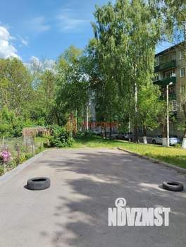 2-к квартира, вторичка, 42м2, 1/5 этаж