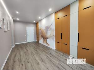 3-к квартира, вторичка, 81м2, 9/17 этаж