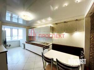3-к квартира, вторичка, 111м2, 11/14 этаж