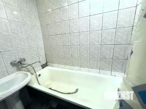 3-к квартира, вторичка, 62м2, 1/2 этаж