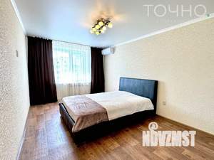 2-к квартира, вторичка, 70м2, 10/10 этаж