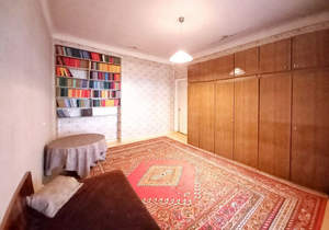 3-к квартира, вторичка, 68м2, 4/4 этаж
