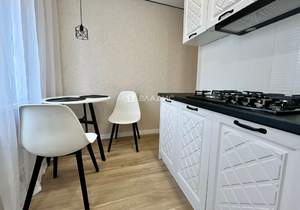 2-к квартира, вторичка, 45м2, 1/5 этаж