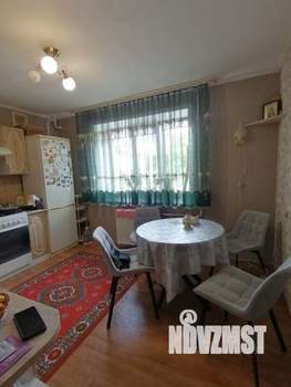 3-к квартира, вторичка, 77м2, 1/10 этаж