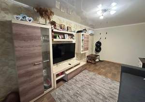 2-к квартира, вторичка, 53м2, 1/5 этаж