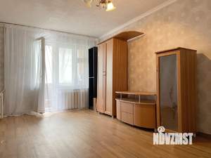 2-к квартира, вторичка, 52м2, 1/5 этаж