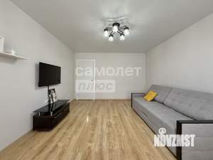2-к квартира, вторичка, 61м2, 9/16 этаж