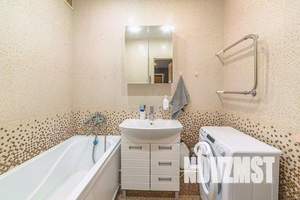 2-к квартира, вторичка, 70м2, 10/10 этаж