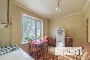 1-к квартира, вторичка, 38м2, 1/10 этаж