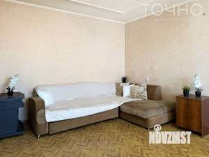 2-к квартира, вторичка, 63м2, 9/9 этаж