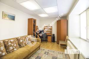 4-к квартира, вторичка, 137м2, 2/10 этаж