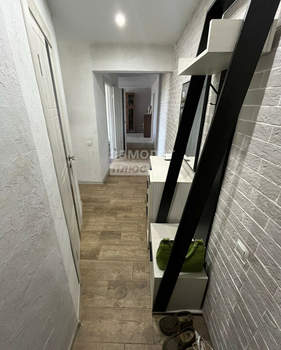 3-к квартира, вторичка, 55м2, 7/9 этаж
