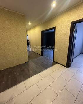 3-к квартира, вторичка, 95м2, 3/7 этаж