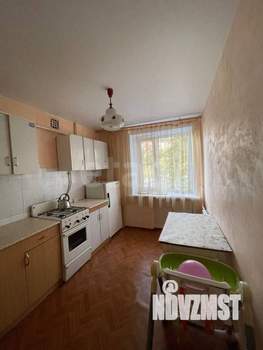 2-к квартира, вторичка, 50м2, 1/9 этаж