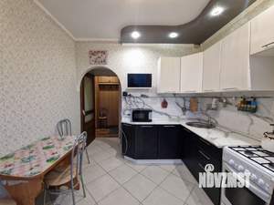 3-к квартира, вторичка, 63м2, 8/10 этаж