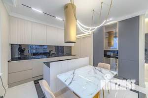 4-к квартира, вторичка, 82м2, 14/17 этаж