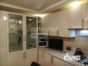 2-к квартира, вторичка, 62м2, 1/10 этаж