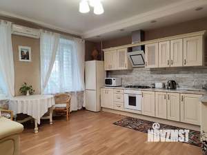 3-к квартира, вторичка, 133м2, 2/5 этаж