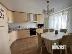 3-к квартира, вторичка, 151м2, 8/9 этаж
