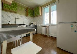 2-к квартира, вторичка, 43м2, 9/9 этаж