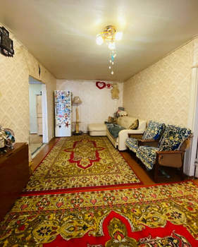 2-к квартира, вторичка, 47м2, 1/5 этаж