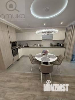 3-к квартира, вторичка, 108м2, 11/17 этаж