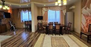 3-к квартира, вторичка, 300м2, 15/16 этаж