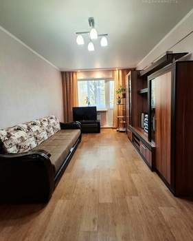 2-к квартира, вторичка, 45м2, 3/5 этаж