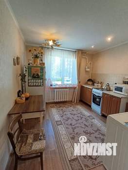 2-к квартира, вторичка, 57м2, 1/10 этаж