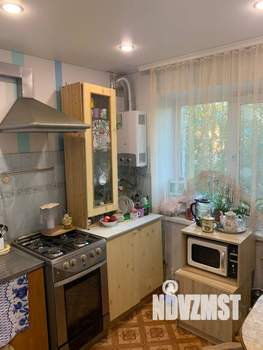 2-к квартира, вторичка, 42м2, 5/5 этаж