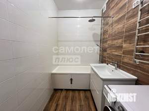 3-к квартира, вторичка, 100м2, 2/8 этаж
