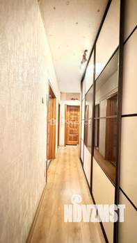 3-к квартира, вторичка, 63м2, 10/10 этаж