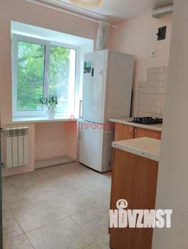 2-к квартира, вторичка, 42м2, 1/5 этаж
